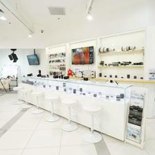 索尼直營店體驗顧問 在科技前沿，連接人與創新